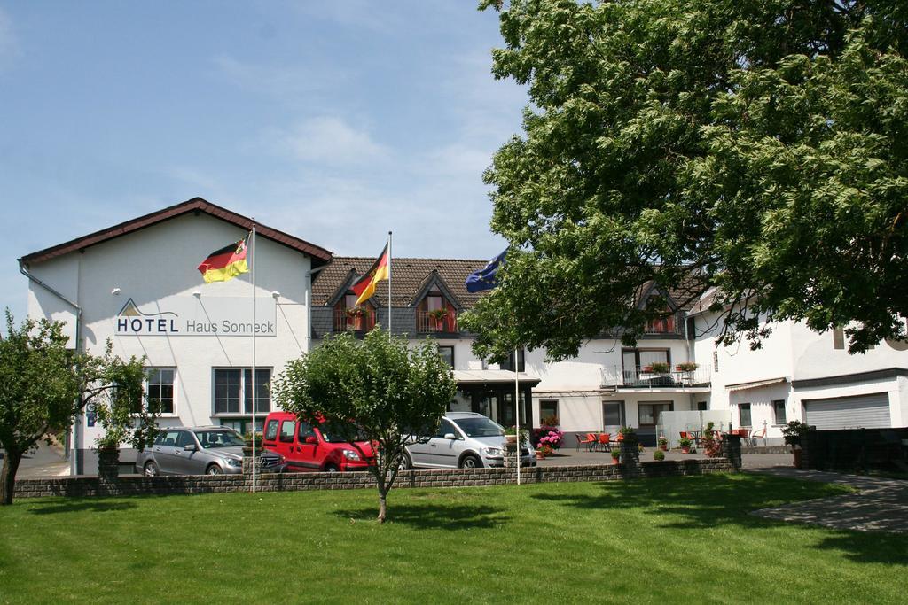 Hotel Haus Sonneck Kelberg Eksteriør billede